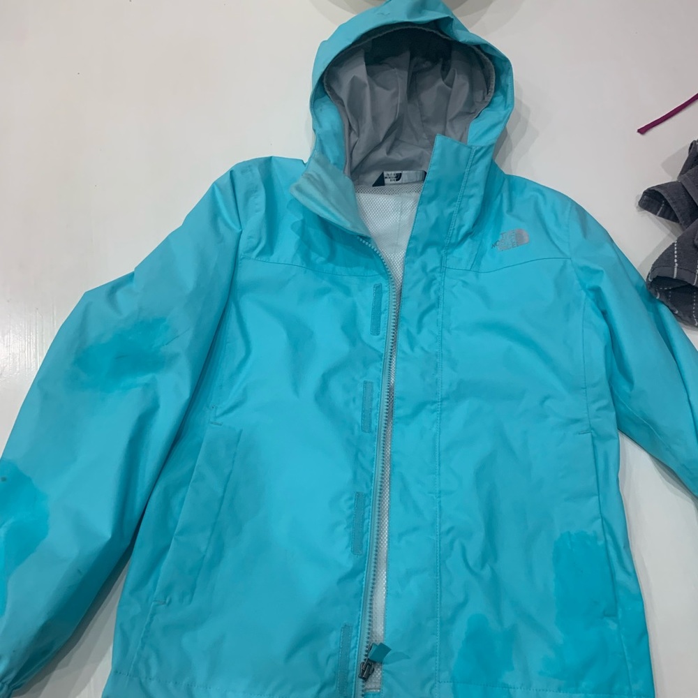 Girls Northface size Medium (10-12) Alta Vista rain jacket
